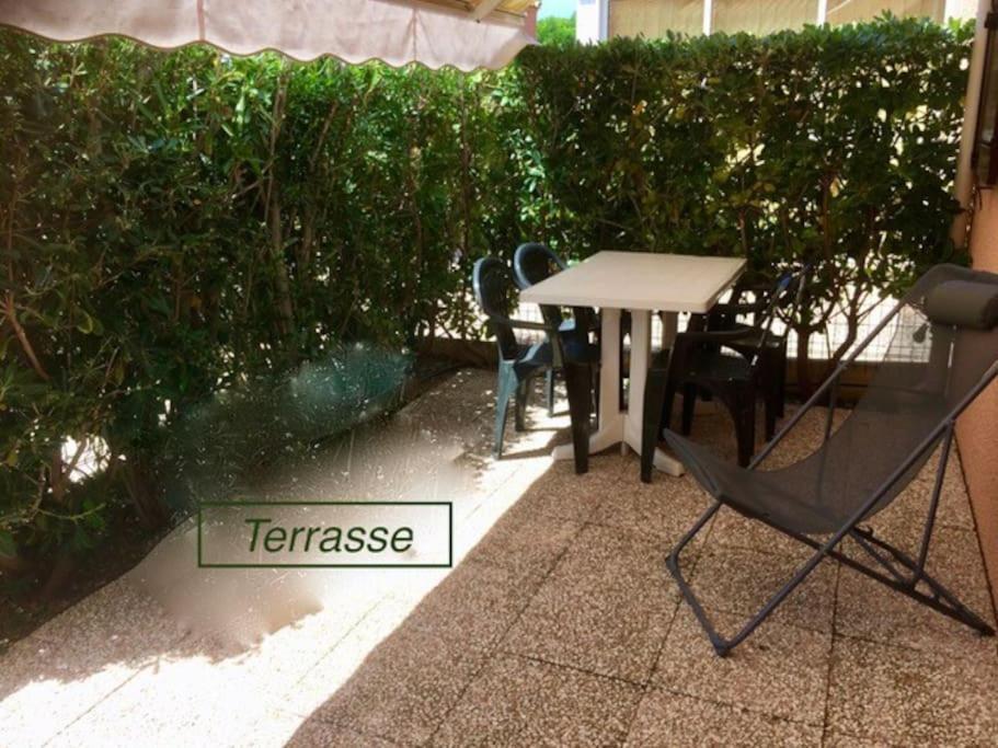 Maisonnette, 5 Pers, 500M Plage, Parking, Terrasse Agde Buitenkant foto