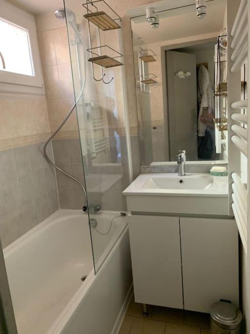 Maisonnette, 5 Pers, 500M Plage, Parking, Terrasse Agde Buitenkant foto